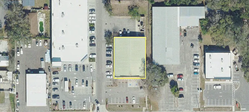 1420 Main St