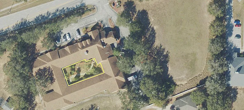 2232 Dora Ave