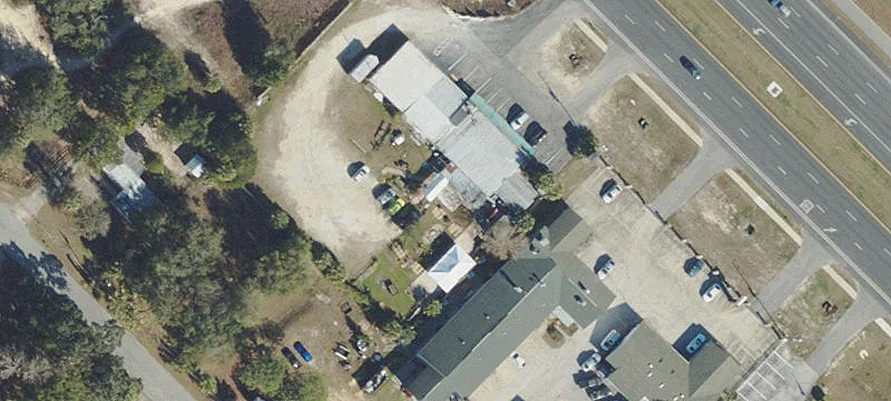 4828 Suncoast Blvd