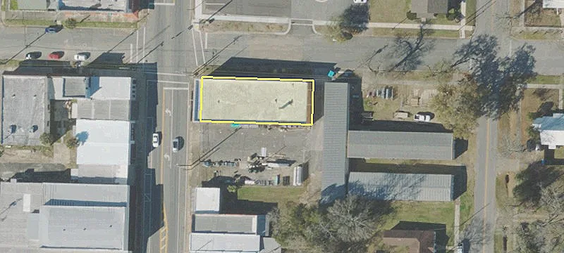 102 Waukesha St