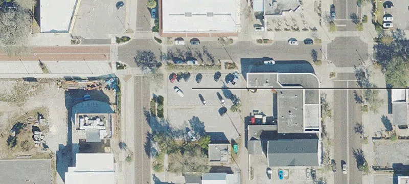 201 Oak Ave
