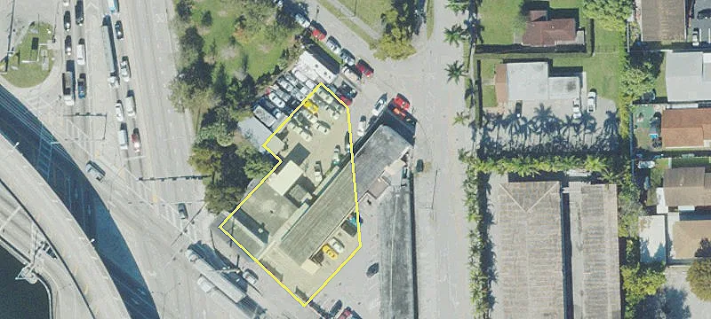 Hialeah, FL 33010