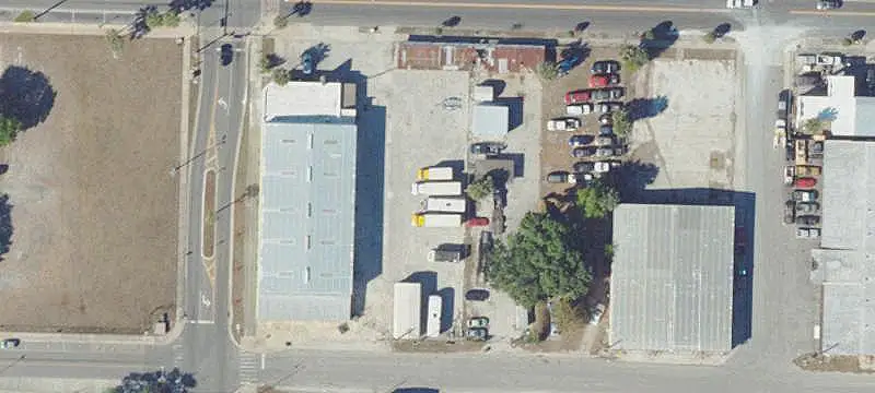 Magnolia St