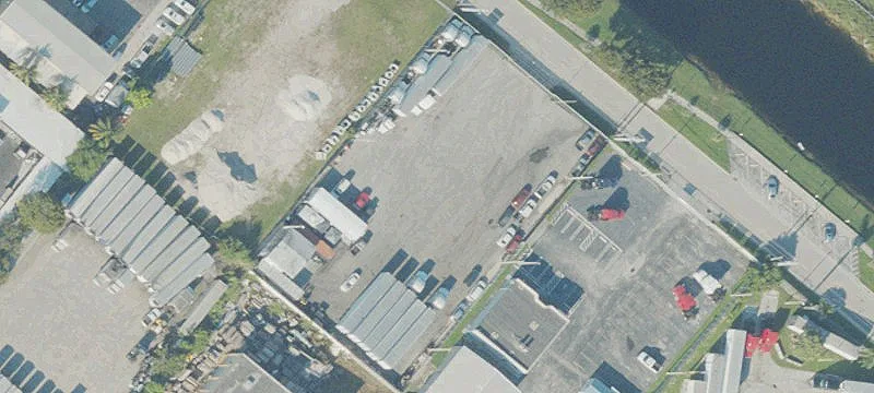 12400 Nws Riv Dr