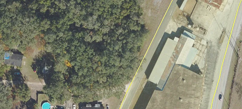 Weirsdale, FL 32195