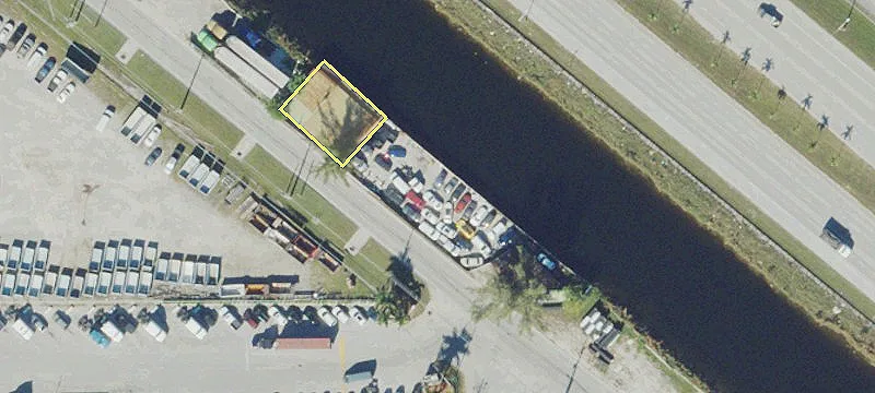 10791 Nws Riv Dr