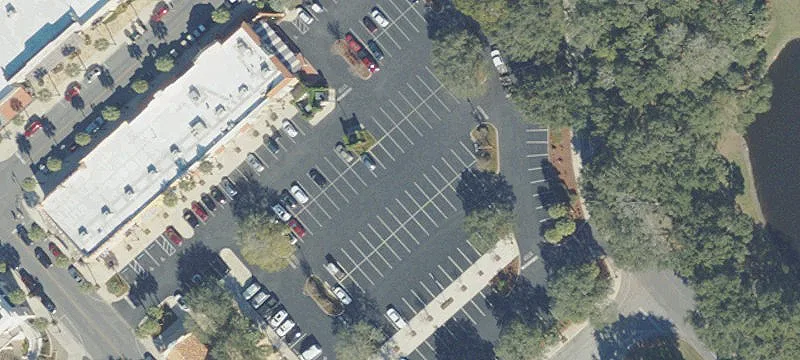 Main St