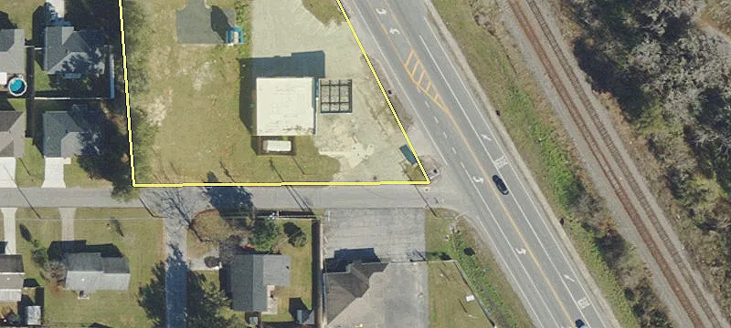 Dade City, FL 33525