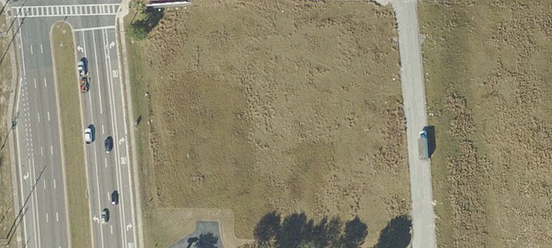 825 Hwy 27