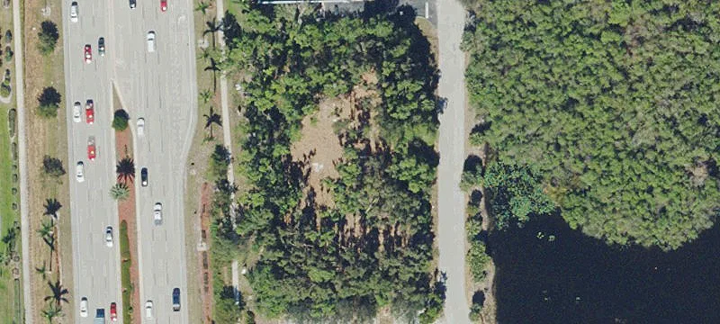 28701 Tamiami Trl