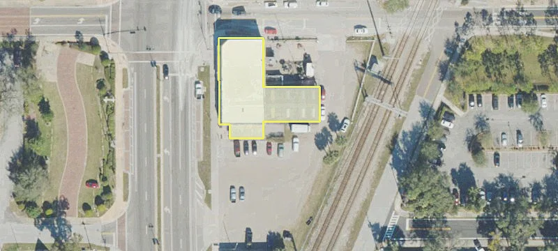 323 Ronald Reagan Blvd