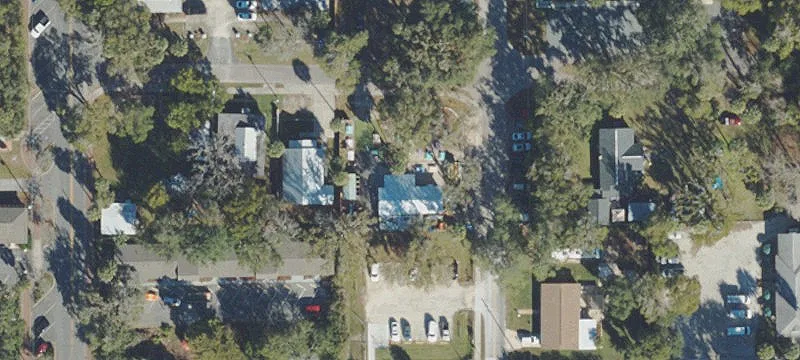 36 4th St