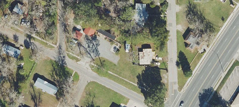 98 Brown NW Ave
