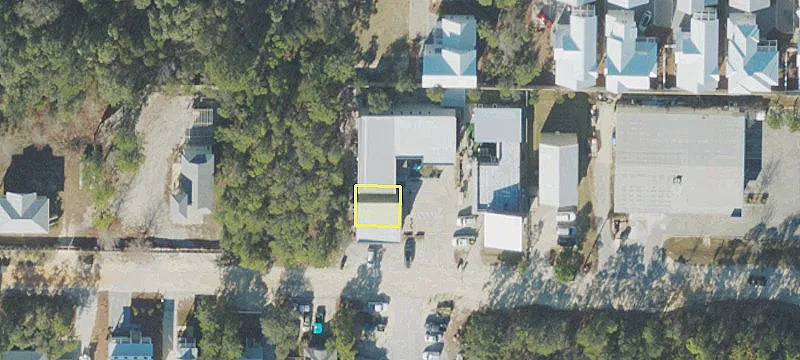 76 Arbor Ln