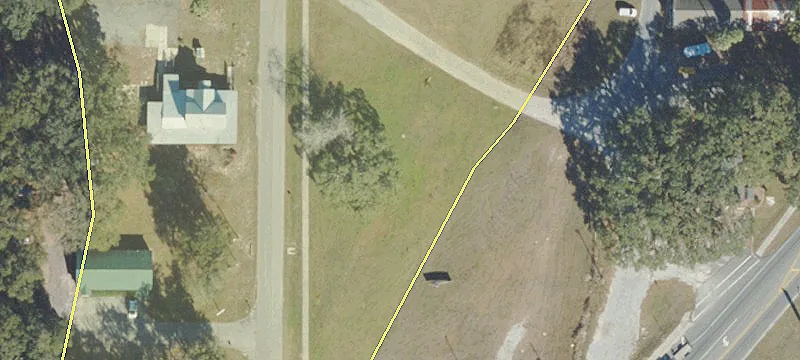 Weirsdale, FL 32195