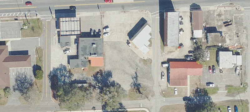 220 Main St