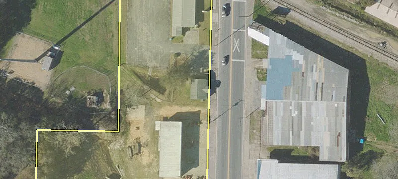 305 Waukesha St