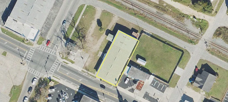 412 Howard W St