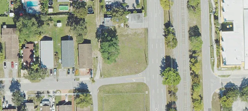 690 Dixie Hwy