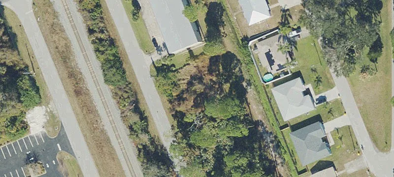 2611 Guava Dr