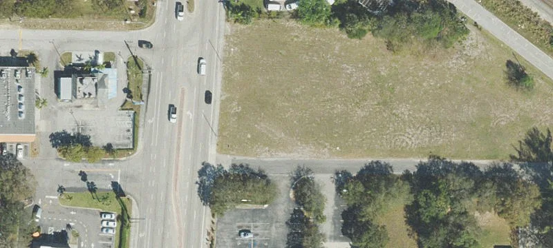Australian Ave