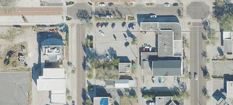 Oak Ave
