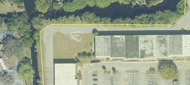 Broken Woods Dr