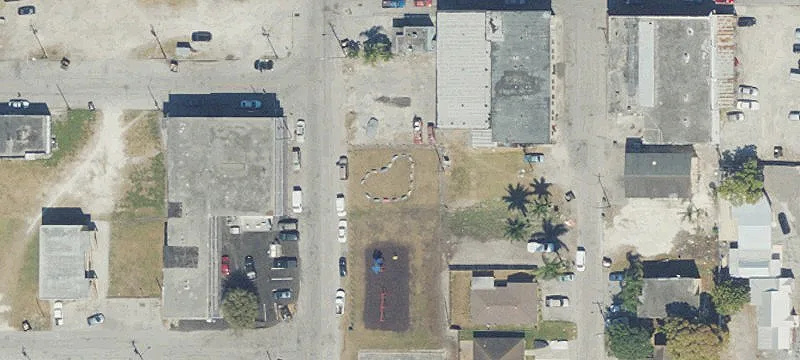 4th St