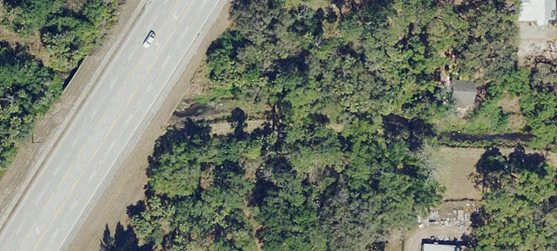 Caloosahatchee Ave