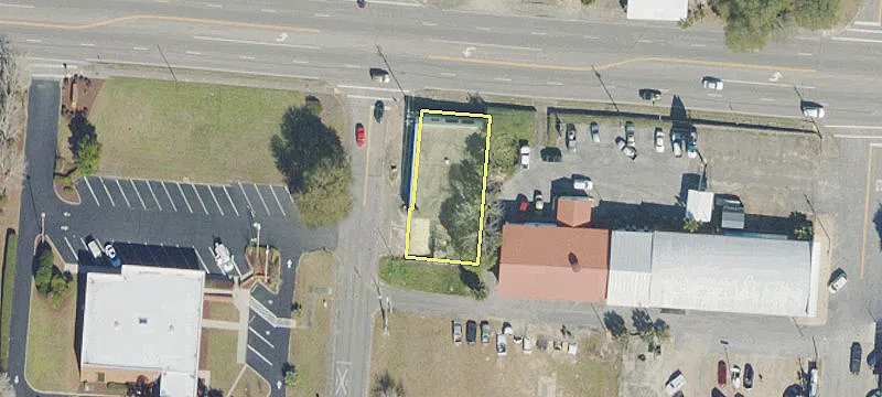 182 Nelson Ave