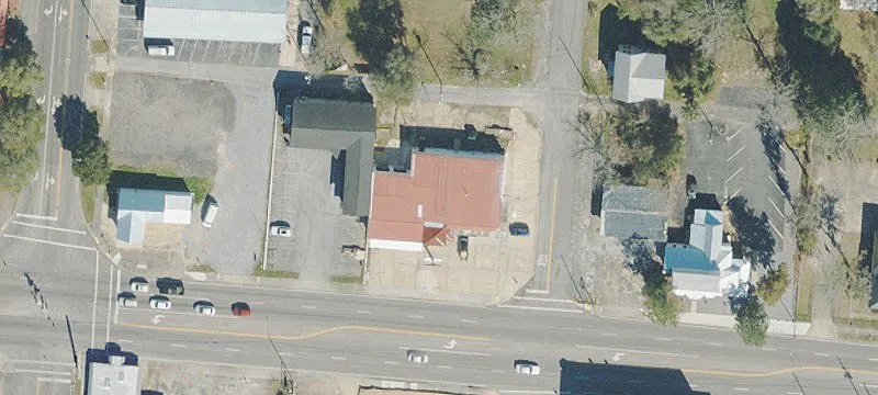 379 Nelson Ave