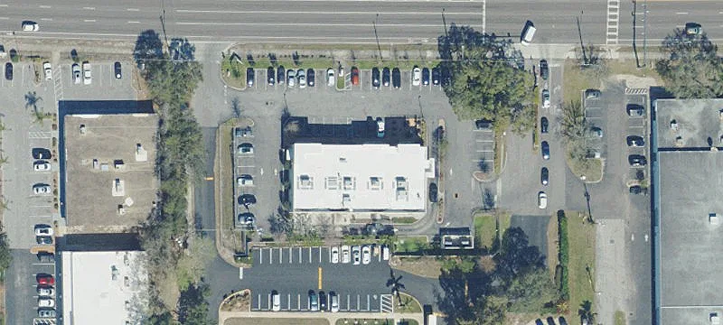 1785 Main St