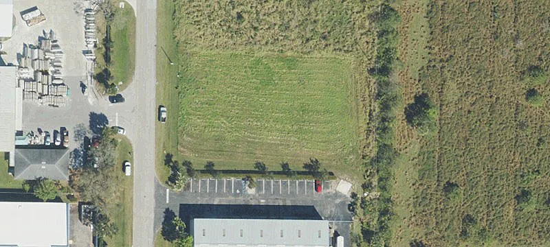 Commercial Cir