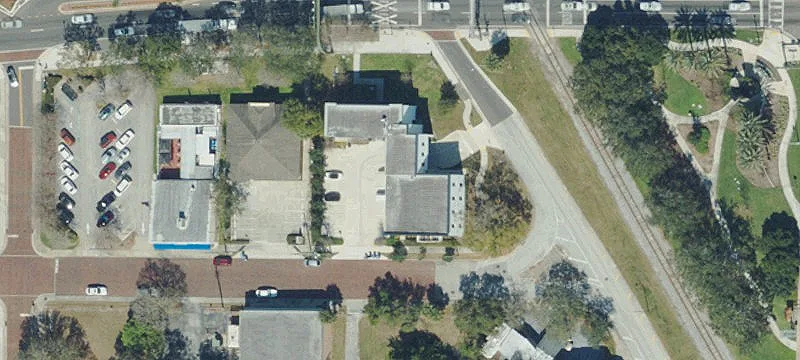 100 1st SW Ave