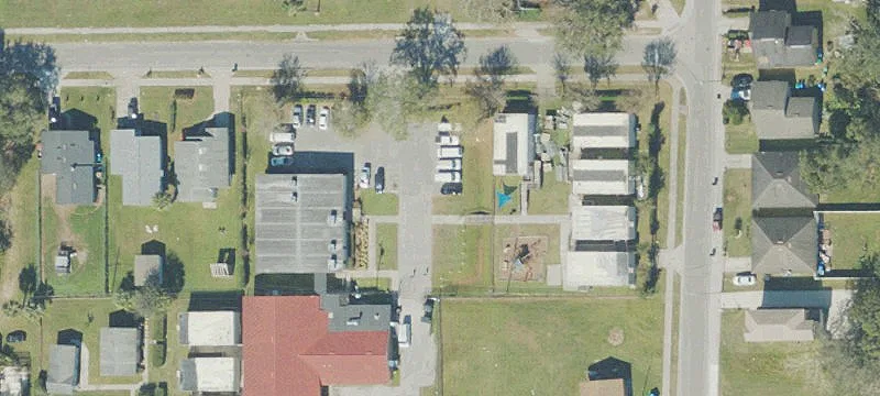 Edgeway Dr