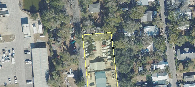 24 Mackey Ln