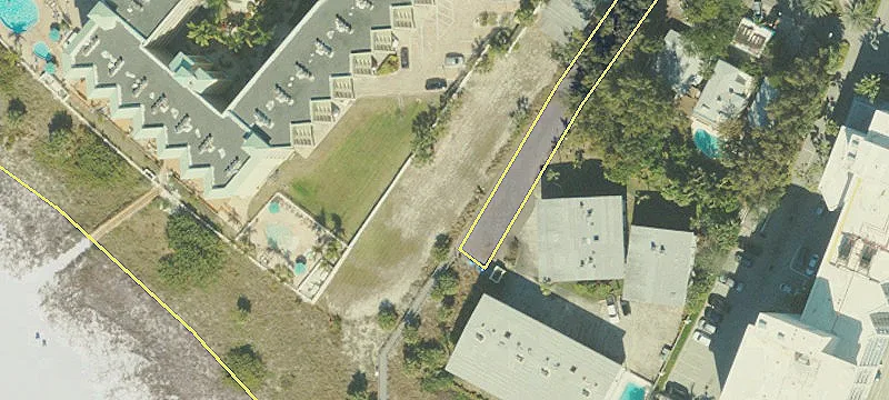 201 120th W Ave
