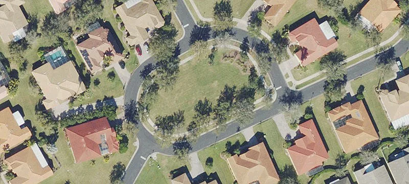 Oak Leaf Dr