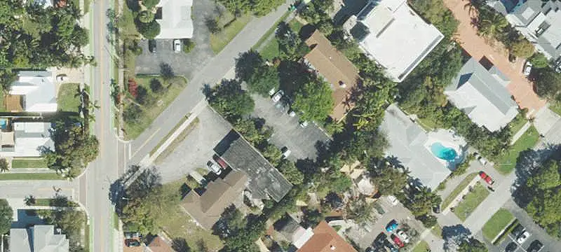 222 Palm Ct