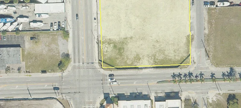 600 7th Ave