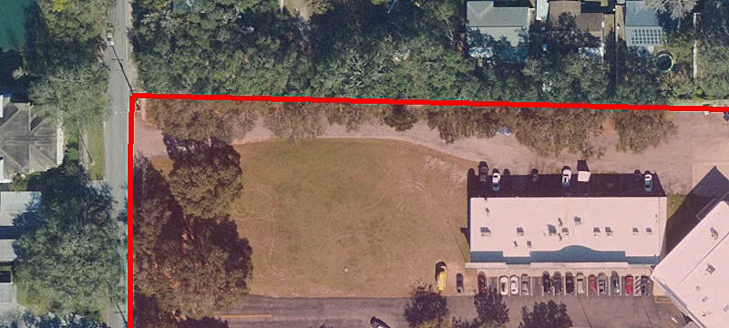 Lakewood Dr