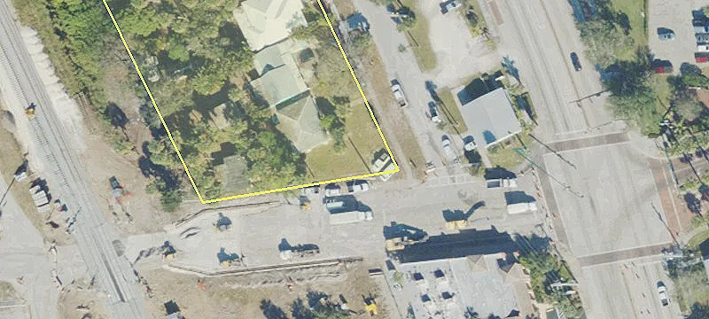 Main St