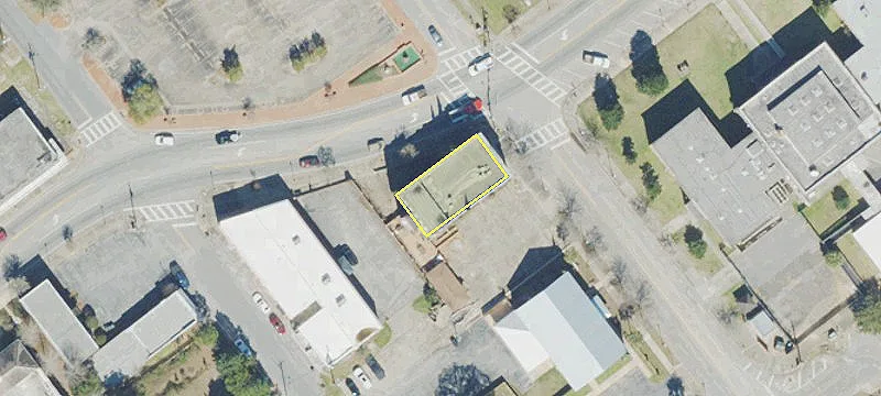 Elmira St