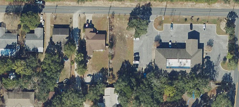 4294 Lancaster Dr