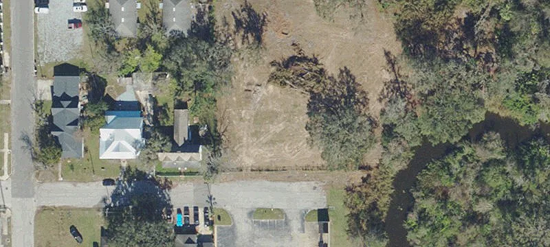 208 Badcock Blvd