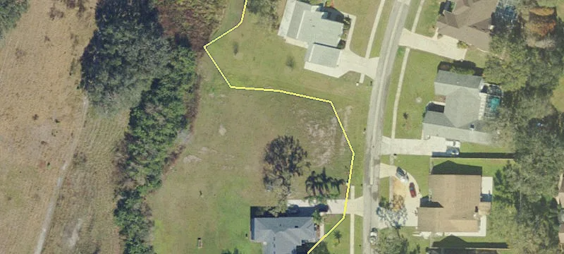 Wood Hall Dr