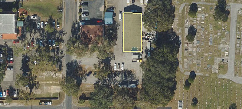 3204 Columbus Dr