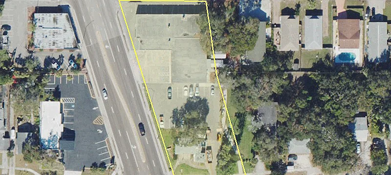 3140 Tamiami Trl