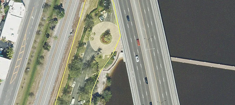 Flagler Ave