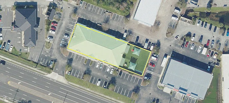 3933 Tampa Rd